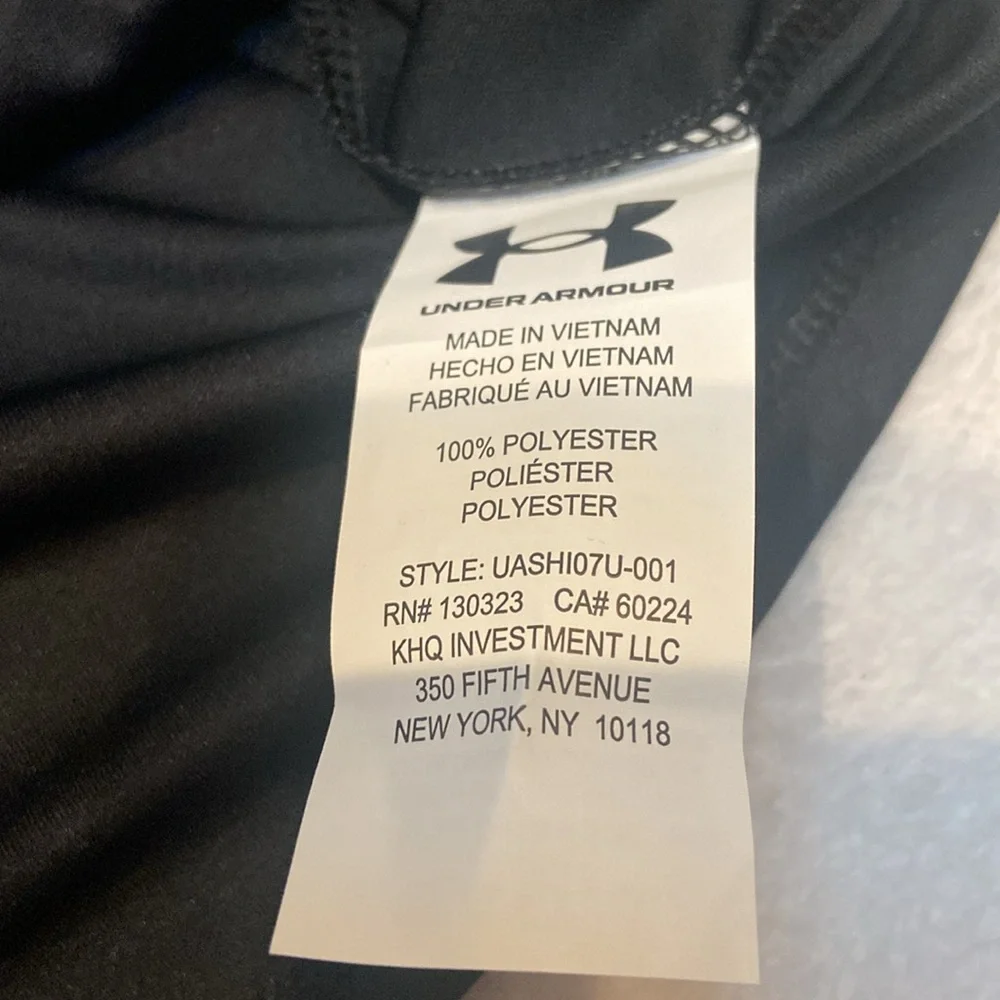 UNDER ARMOUR Size 3T Girls Top Only